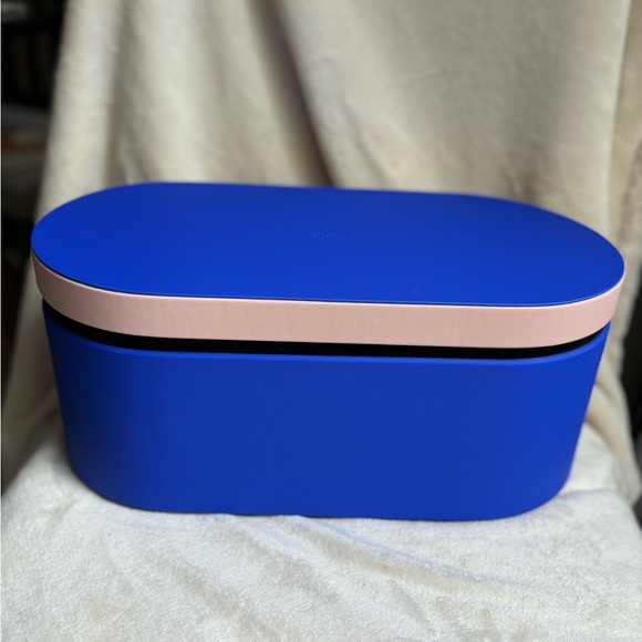 Dyson Supersonic hair dryer Presentation Case (like new condition) - Picture 1 of 4